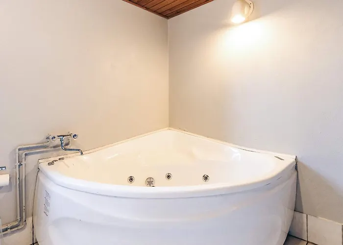 8 Person In Tatil Evi